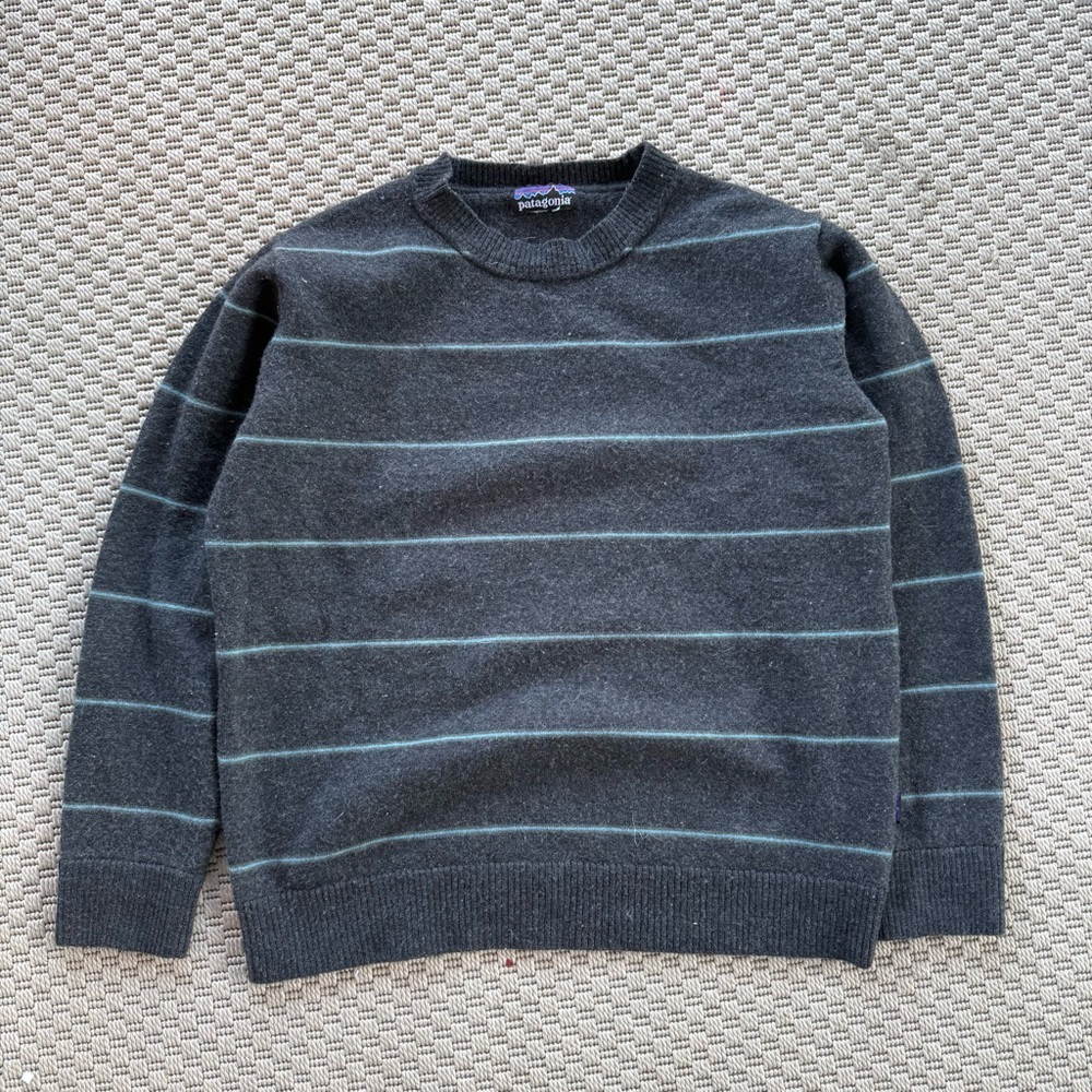 Vintage 90s patagonia 100% merimo wool knit sweater